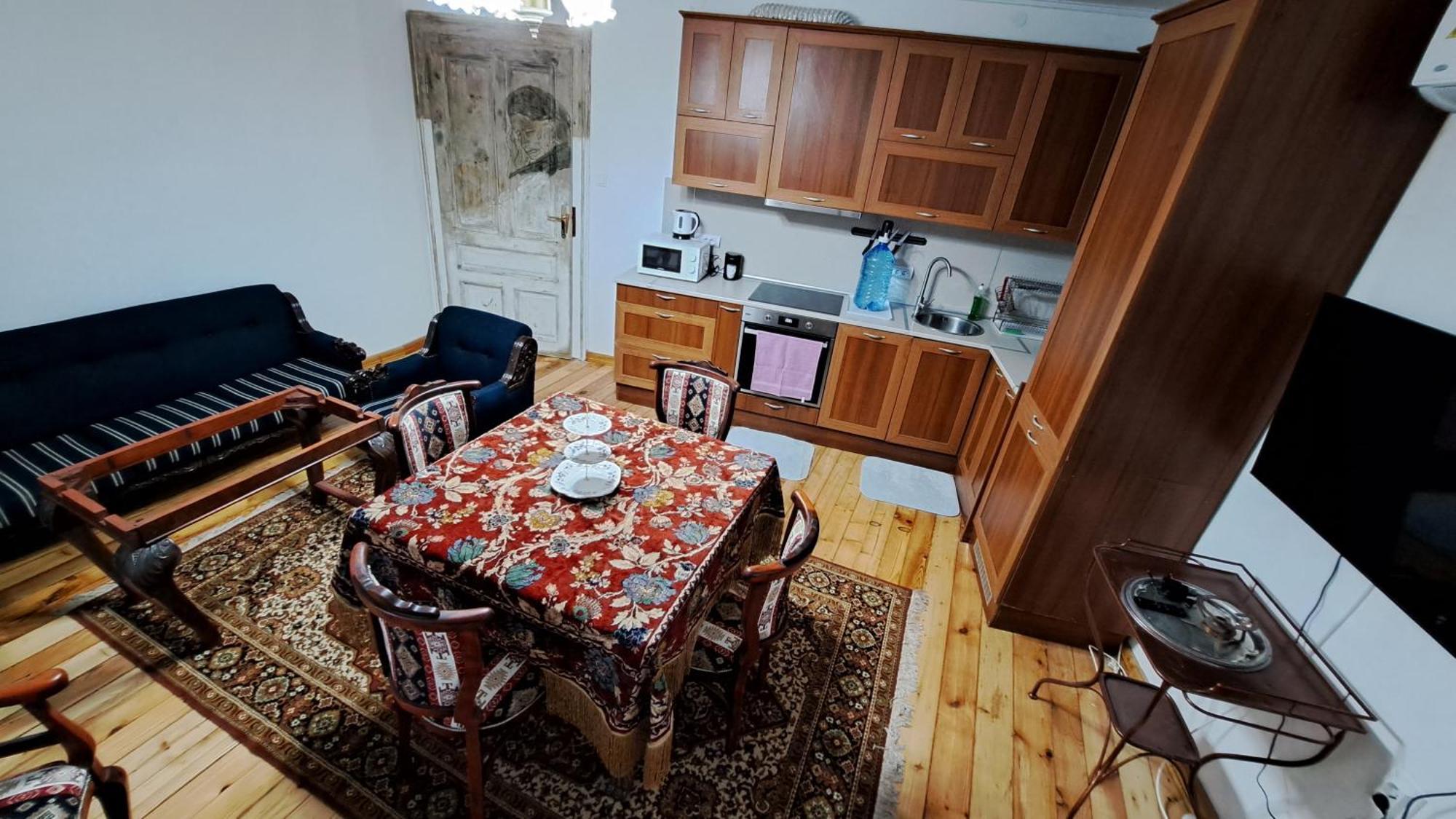Modern & Old Apartment Sofia Bagian luar foto