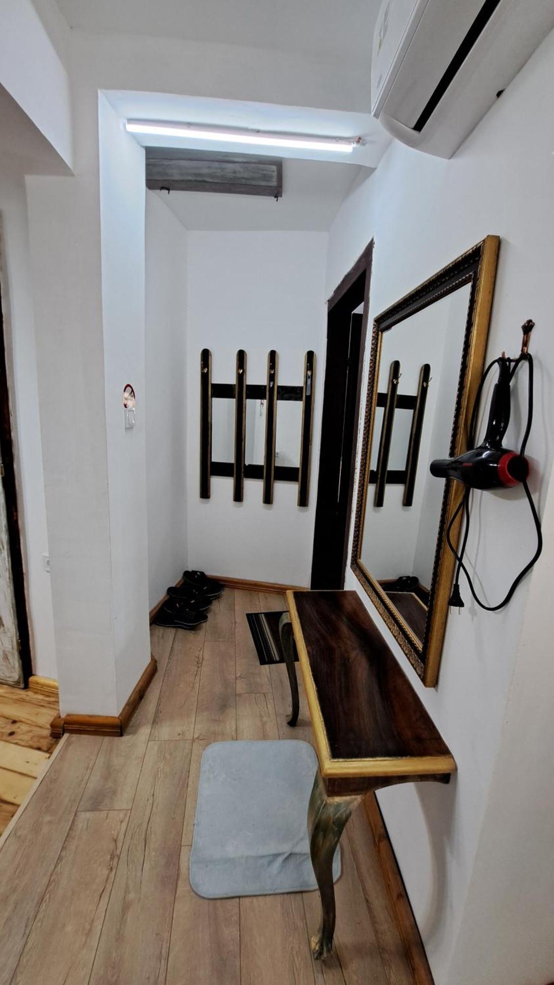 Modern & Old Apartment Sofia Bagian luar foto